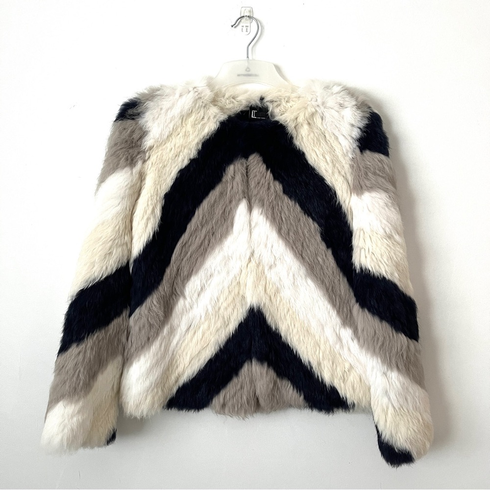 New Love Token Woman’s Size XS Real Rabbit Fur Jacket